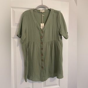 PINKBLUSH maternity sz M green baby doll top